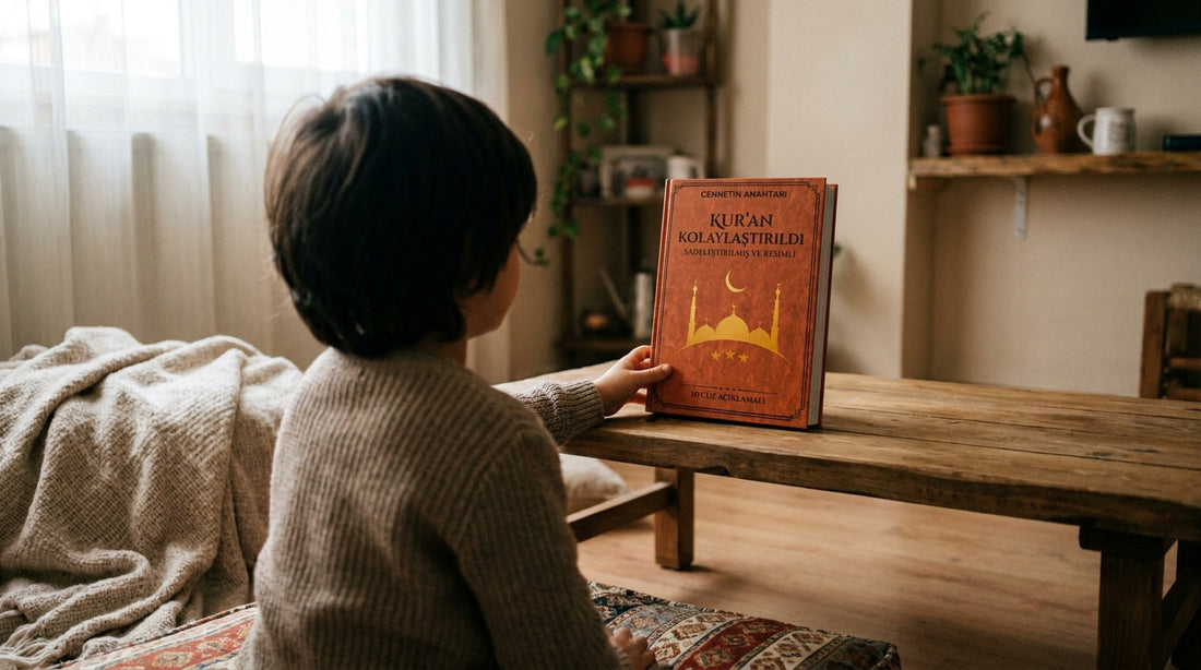 Çocuk evde Kolaylaştırılmış Kur'an kitabına uzanıyor